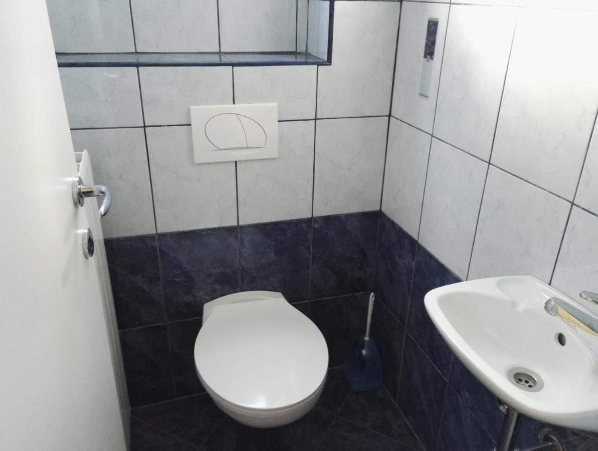 Risika Apartmani エクステリア 写真